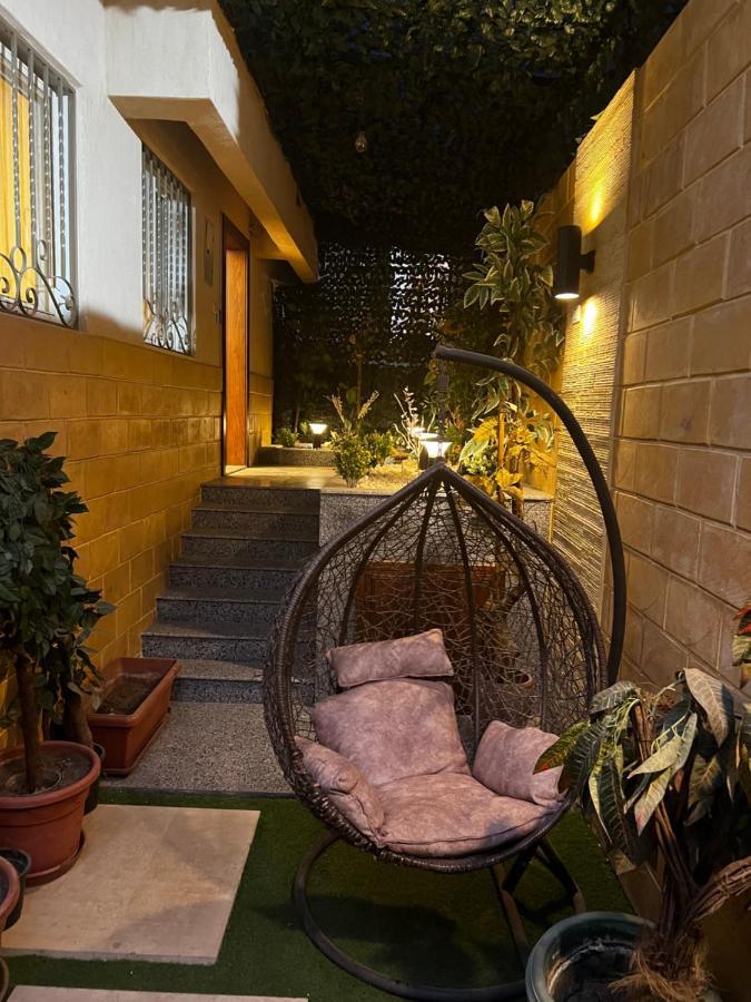 Luxury Flat With Garden And Private Entrance شقة فاخرة بحديقة و مدخل خاص Kairo Eksteriør billede