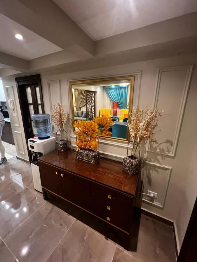 Luxury Flat With Garden And Private Entrance شقة فاخرة بحديقة و مدخل خاص Kairo Eksteriør billede