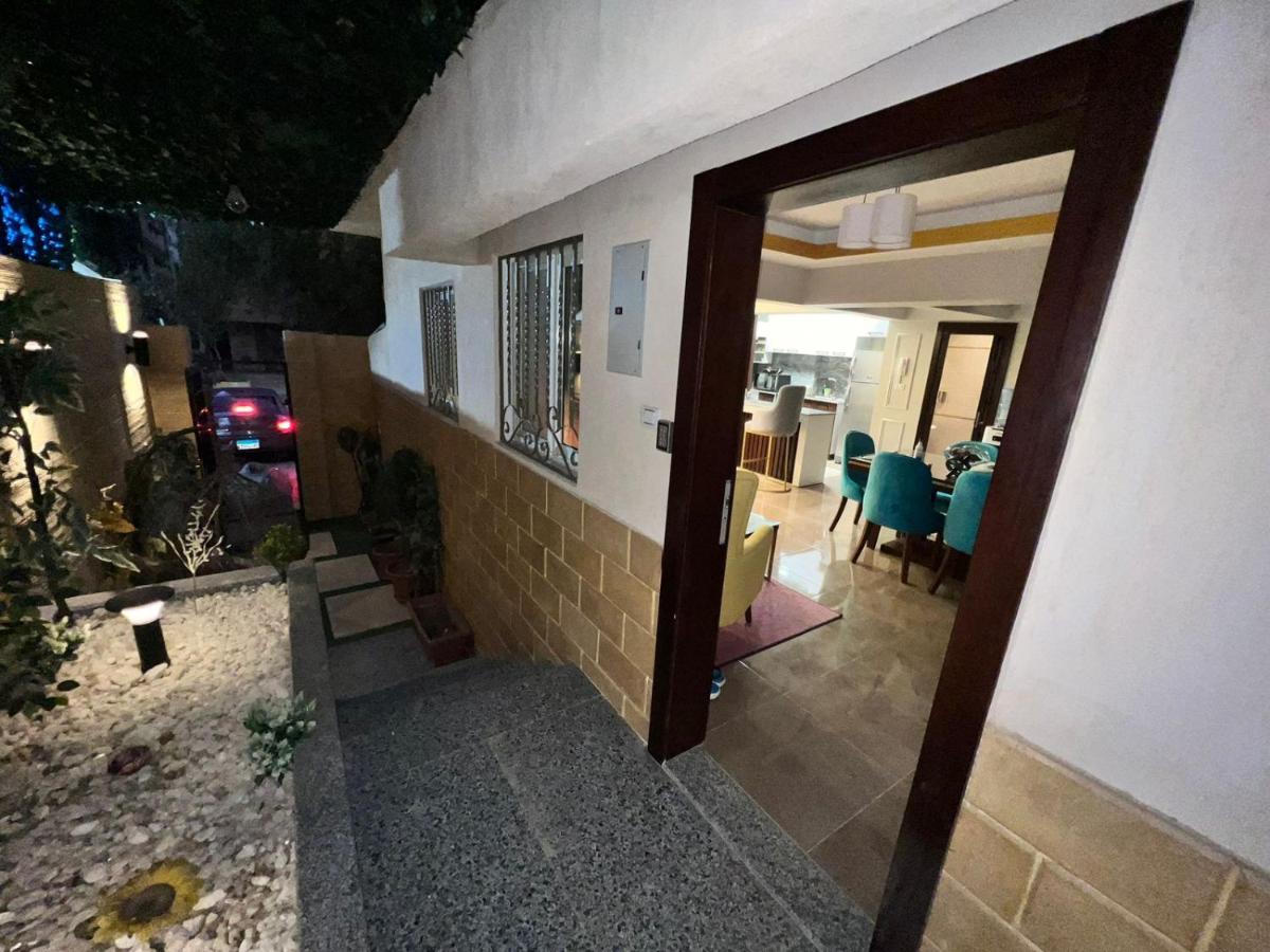 Luxury Flat With Garden And Private Entrance شقة فاخرة بحديقة و مدخل خاص Kairo Eksteriør billede