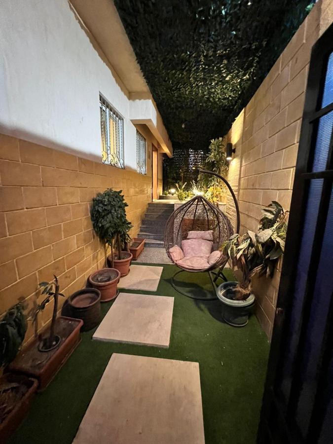 Luxury Flat With Garden And Private Entrance شقة فاخرة بحديقة و مدخل خاص Kairo Eksteriør billede