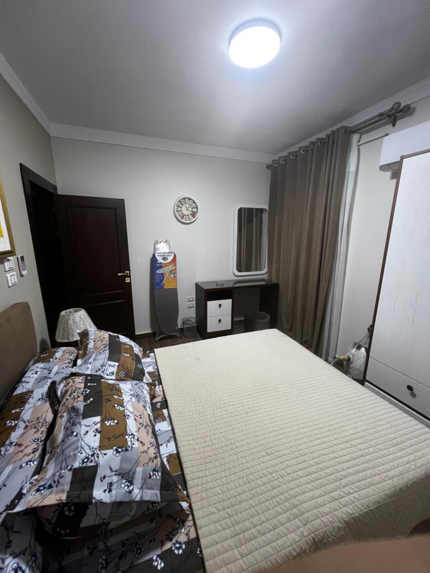Luxury Flat With Garden And Private Entrance شقة فاخرة بحديقة و مدخل خاص Kairo Eksteriør billede